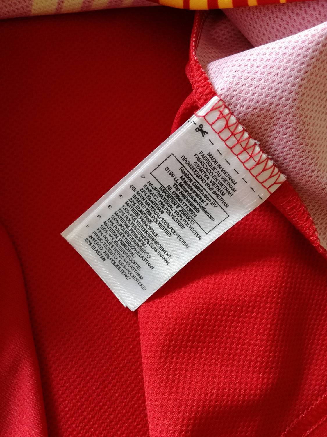 2009/10 RC Lens Home Football Shirt (S) - Image 4